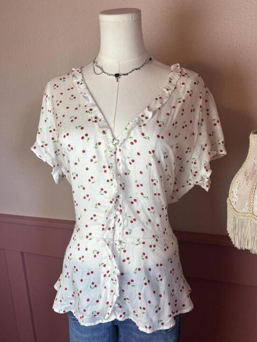2000s cherry ruffle tie back top vintage jessica simpson sz xl babydoll coquette